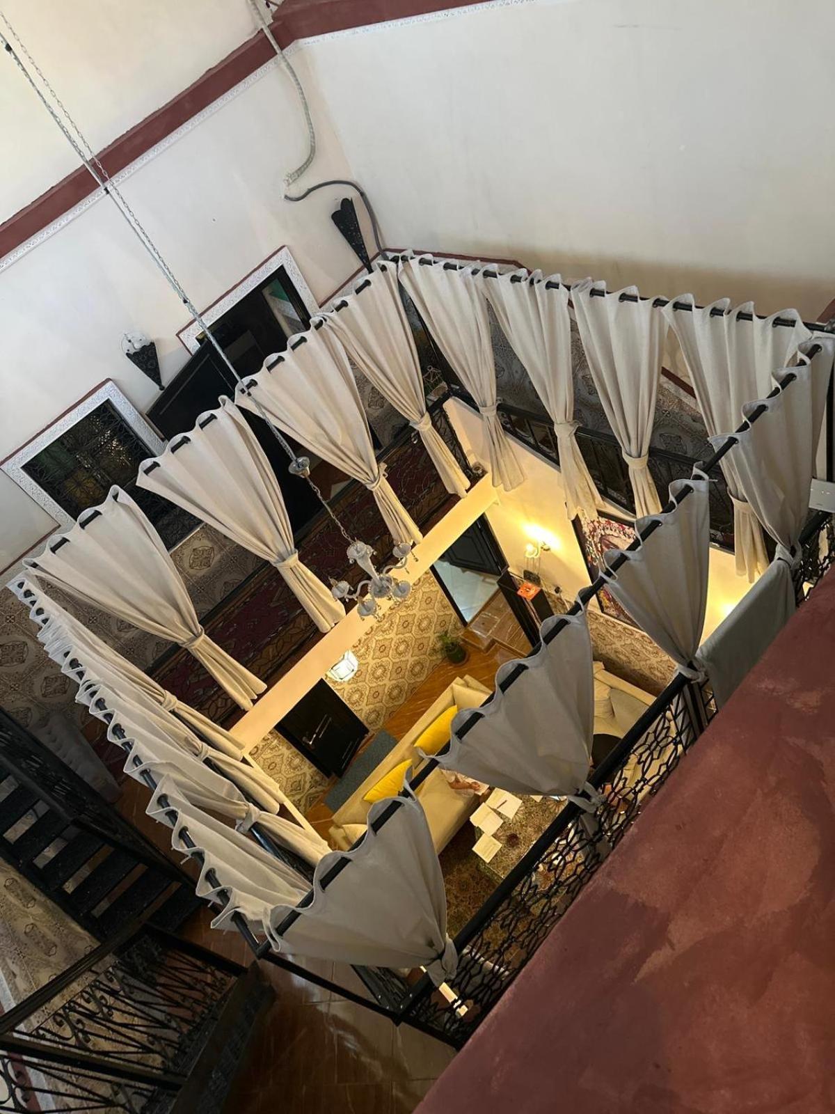 riad msholidays - privatisé jusqu'à 8 personnes - jacuzzi Marraquexe Exterior foto