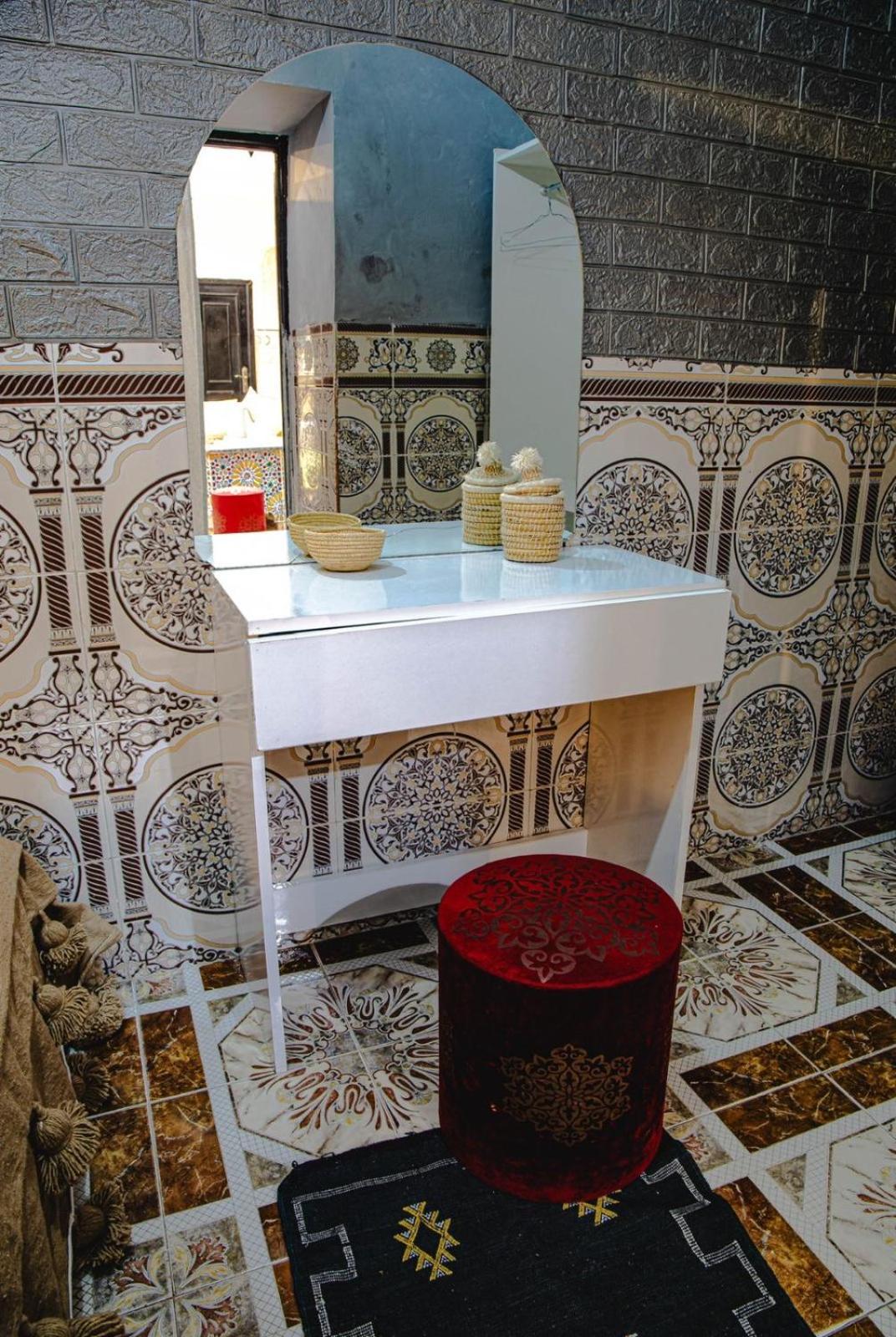 riad msholidays - privatisé jusqu'à 8 personnes - jacuzzi Marraquexe Exterior foto