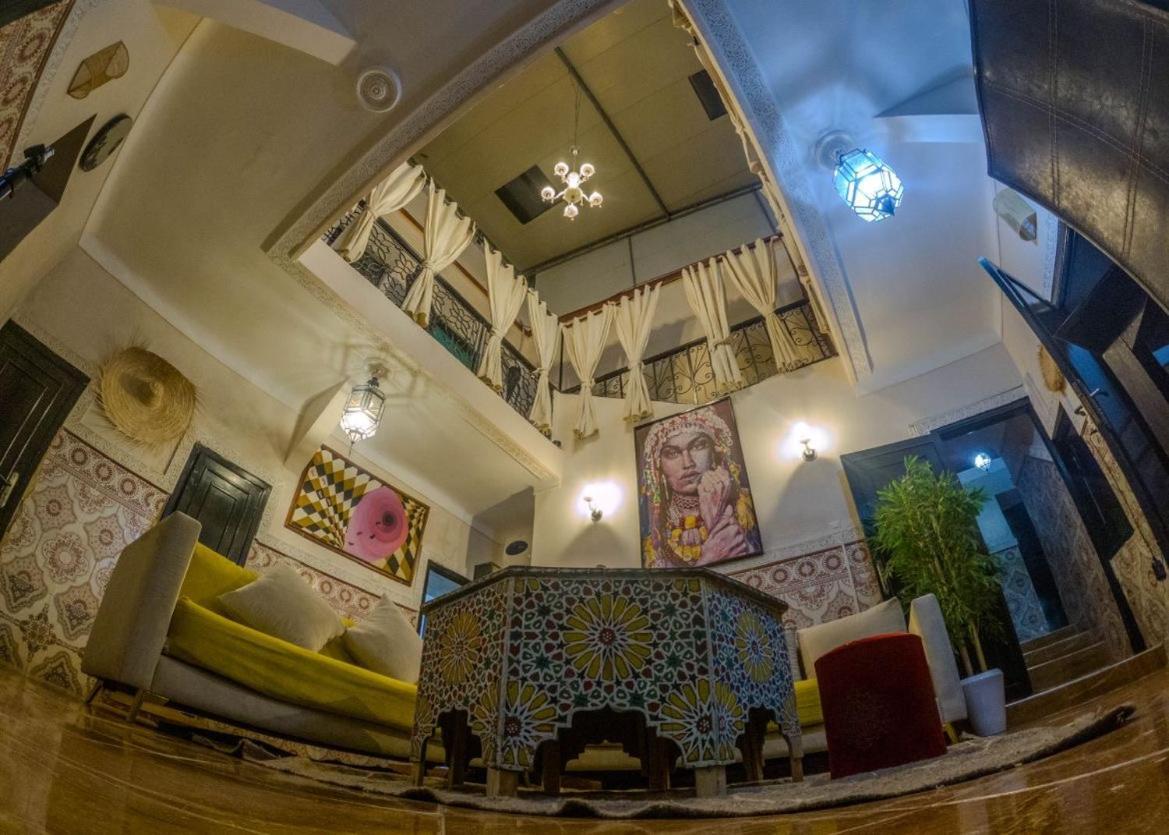 riad msholidays - privatisé jusqu'à 8 personnes - jacuzzi Marraquexe Exterior foto