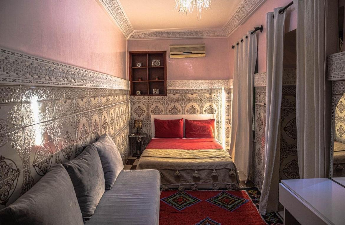 riad msholidays - privatisé jusqu'à 8 personnes - jacuzzi Marraquexe Exterior foto