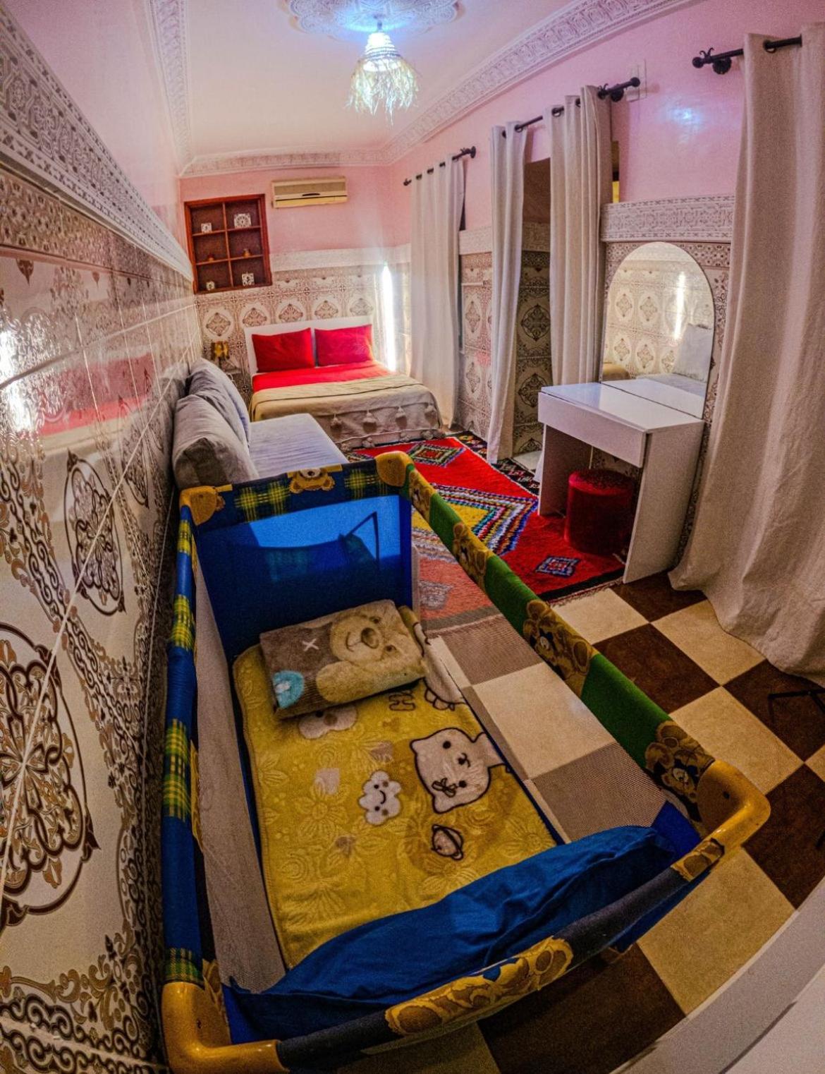 riad msholidays - privatisé jusqu'à 8 personnes - jacuzzi Marraquexe Exterior foto