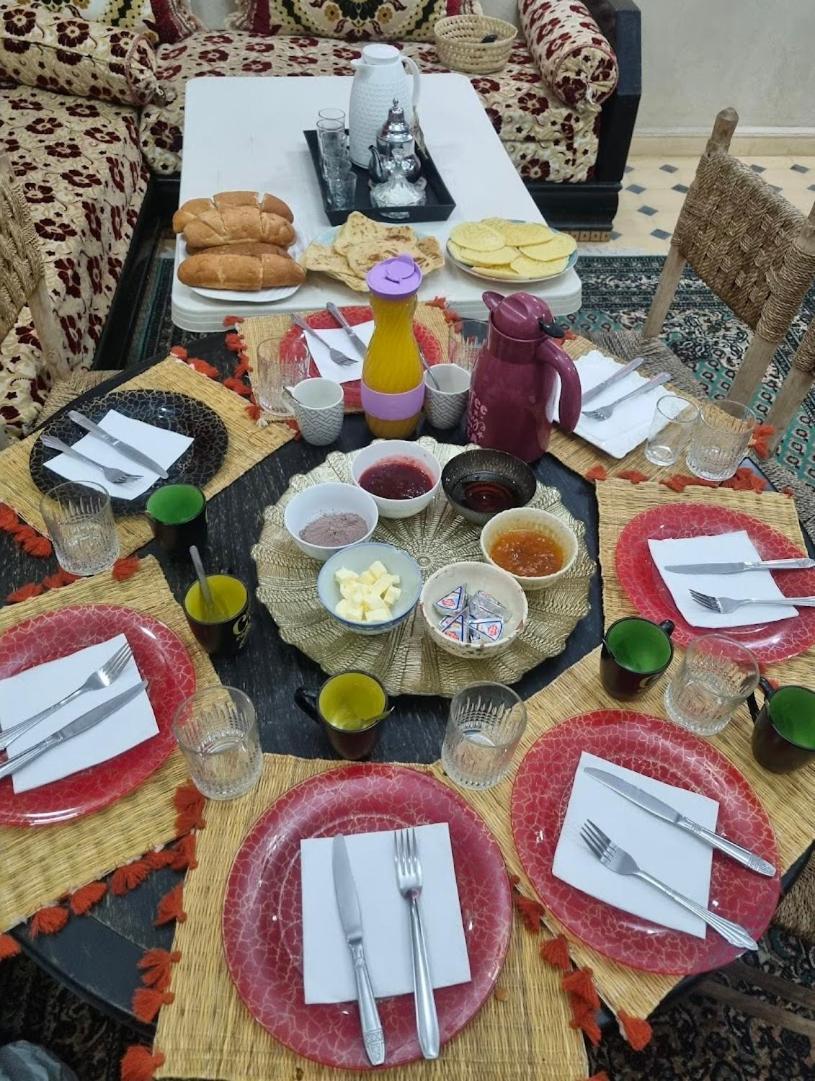 riad msholidays - privatisé jusqu'à 8 personnes - jacuzzi Marraquexe Exterior foto
